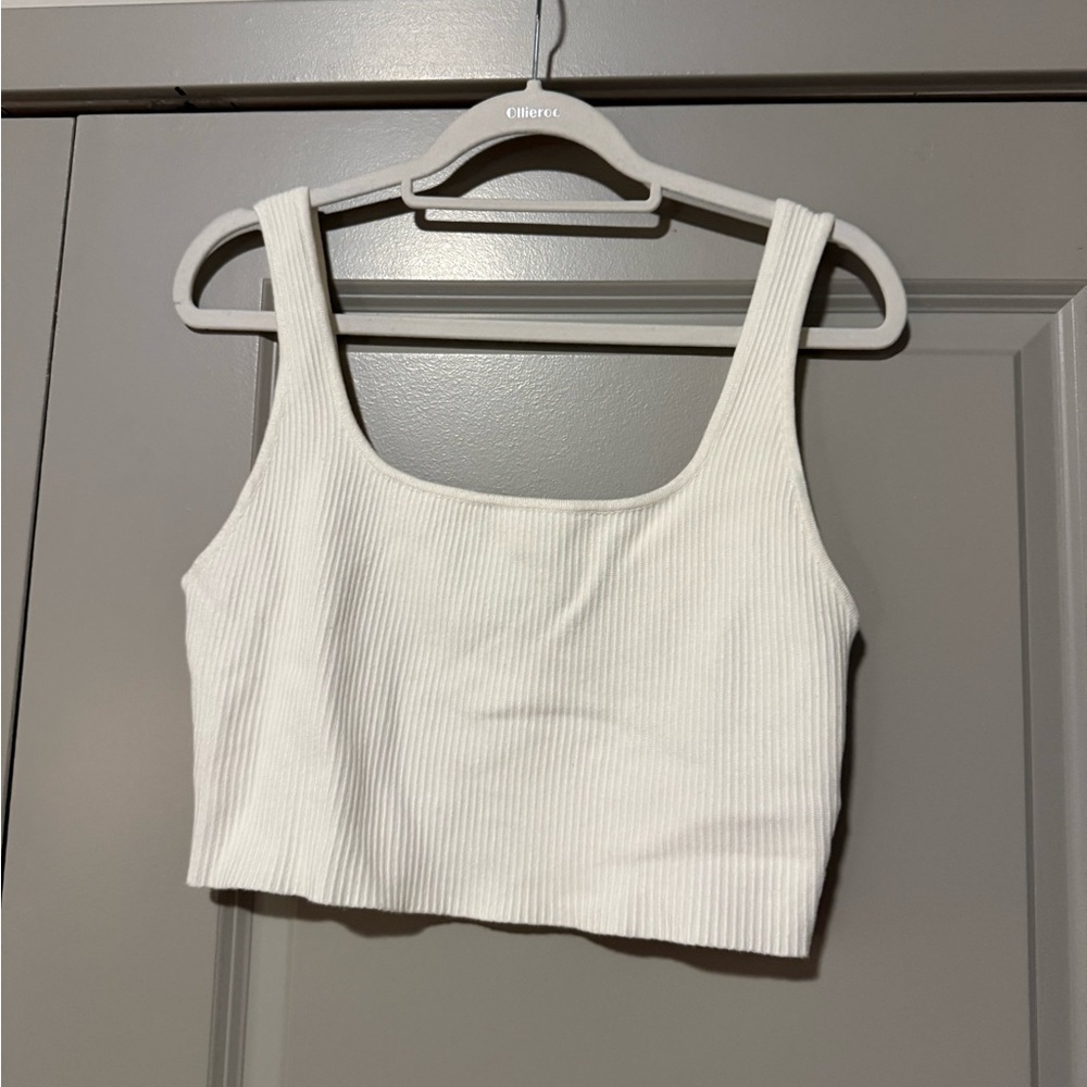 House of Harlow cropped sweater tank